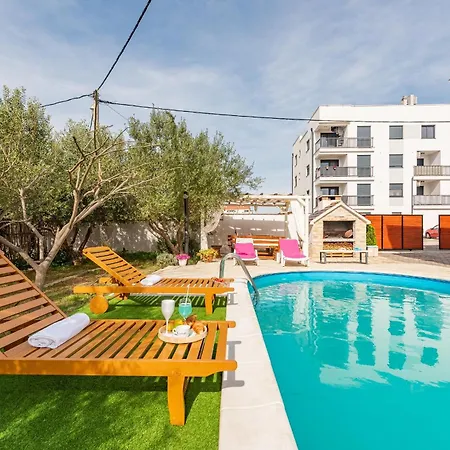 Kiara With Pool Apartment Zadar
