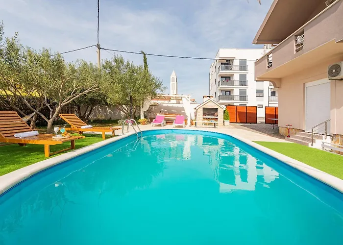 Kiara With Pool Zadar