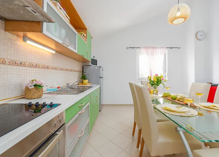 Kiara With Pool Zadar